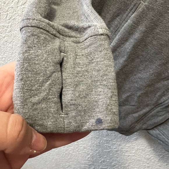 - Lululemon Coast Wrap Heathered Medium Grey - Picture 8 of 8